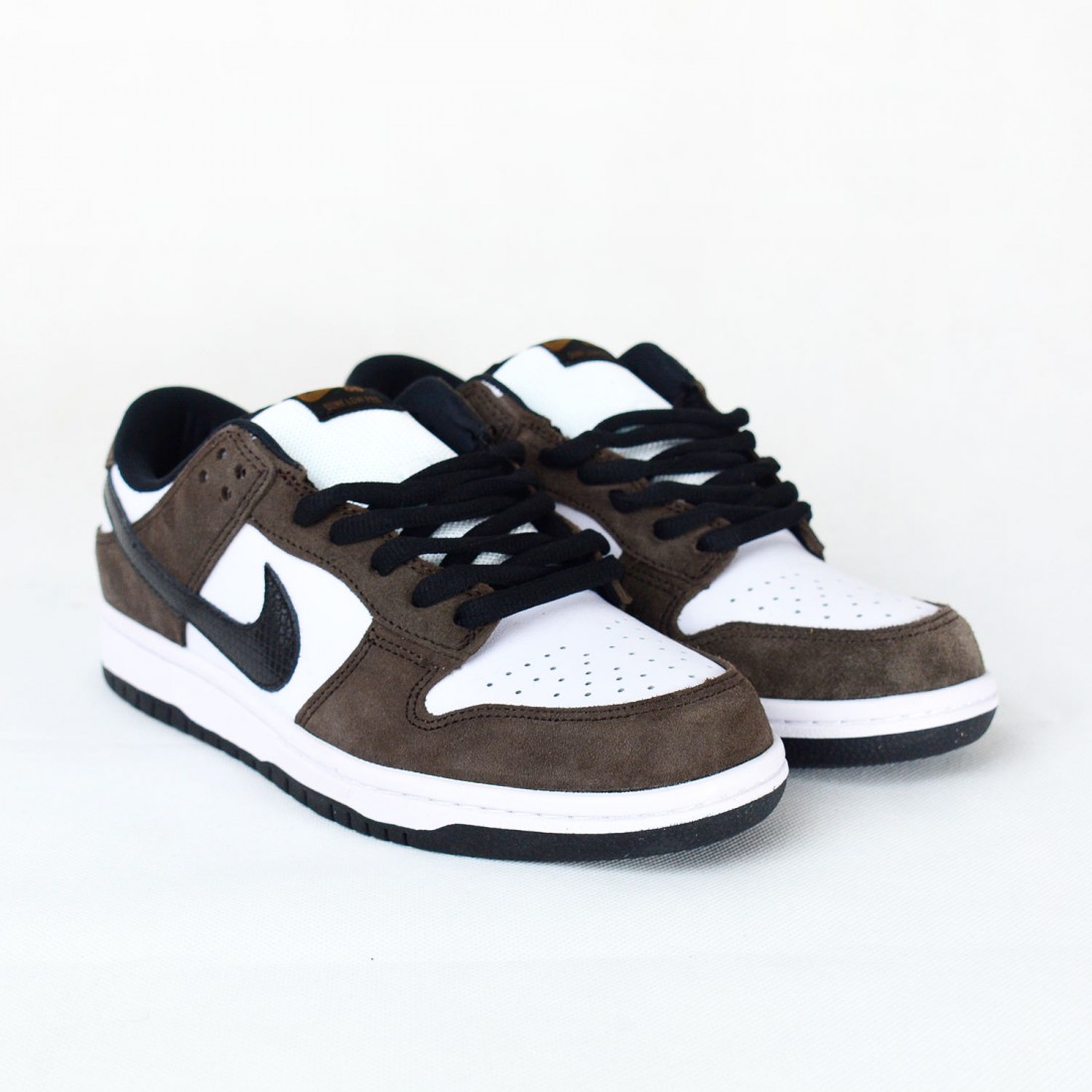 nike dunk lows brown